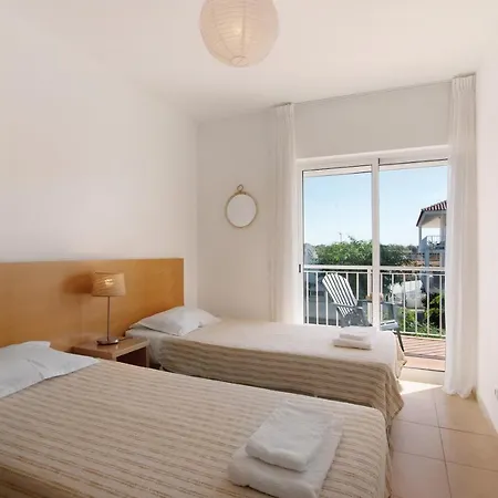 Costa 32 Apartment *