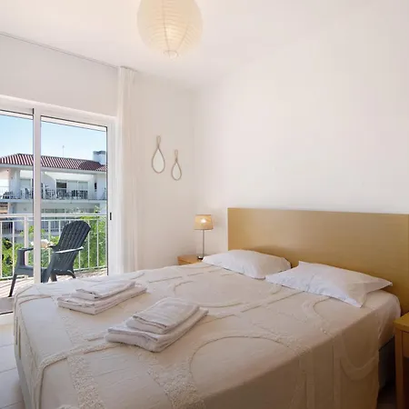 Costa 32 Apartment